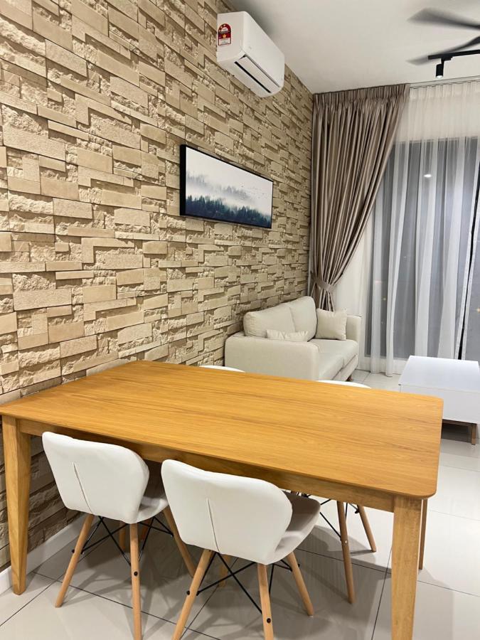 Mucihome Clio 3R2B, Putrajaya Condo Near To Ioi City Mall, Alamanda, Hospital Serdang, Wetland Studio Kru Dll- Non Smoking Home For Malaysian Only Bagian luar foto