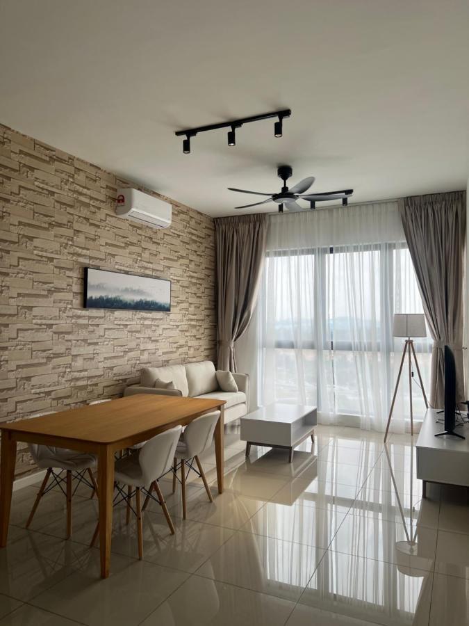 Mucihome Clio 3R2B, Putrajaya Condo Near To Ioi City Mall, Alamanda, Hospital Serdang, Wetland Studio Kru Dll- Non Smoking Home For Malaysian Only Bagian luar foto