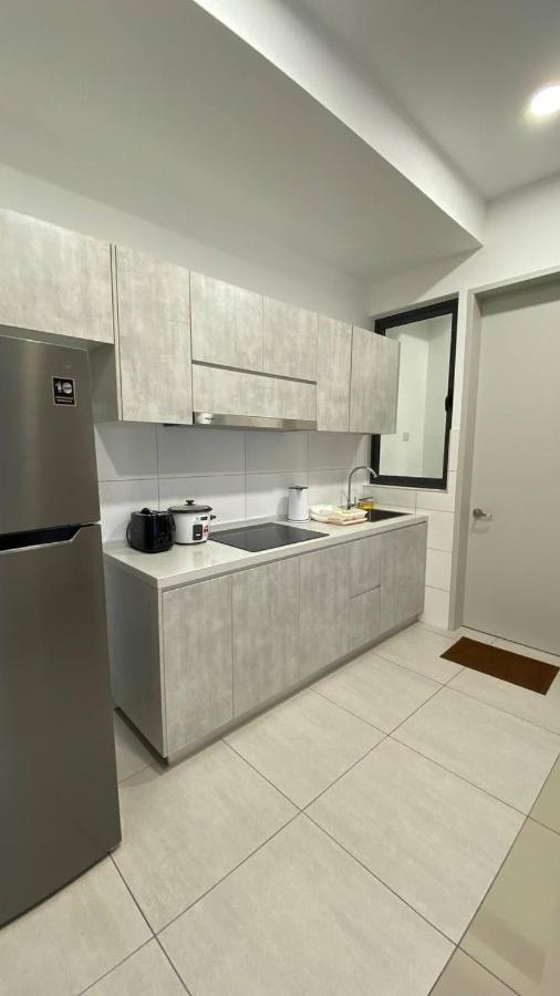 Mucihome Clio 3R2B, Putrajaya Condo Near To Ioi City Mall, Alamanda, Hospital Serdang, Wetland Studio Kru Dll- Non Smoking Home For Malaysian Only Bagian luar foto